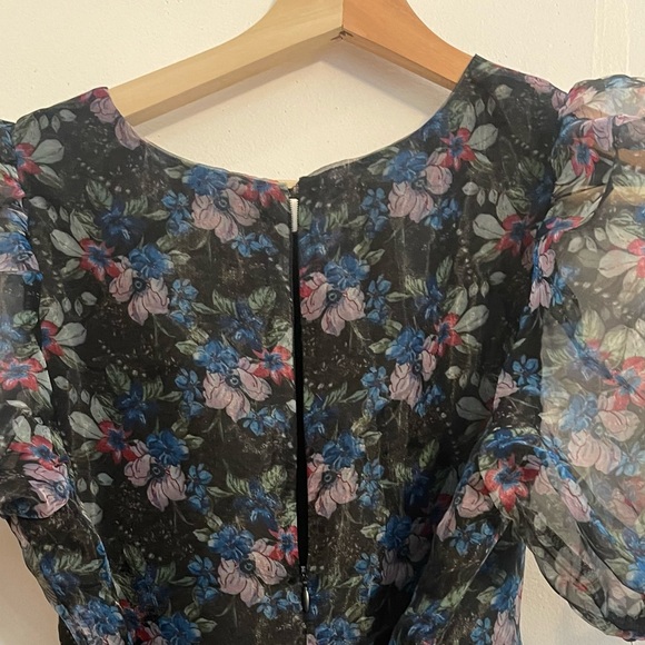 NWOT- FORVER 21 Floral Dress Size M - Picture 9 of 15